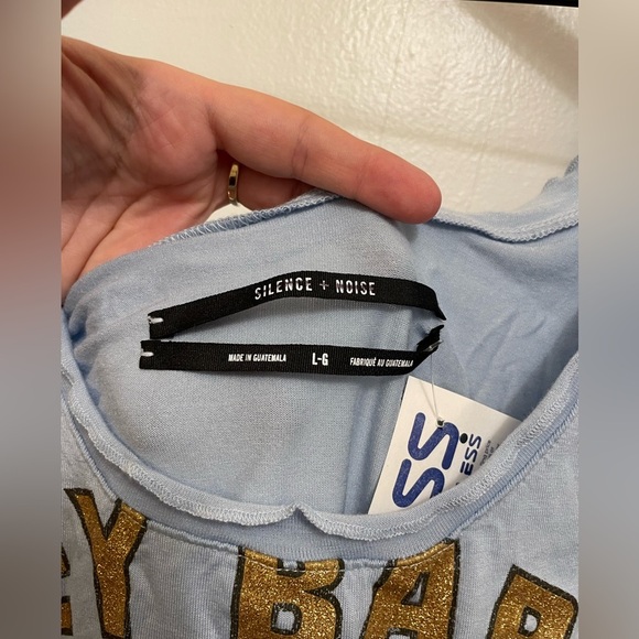 NEW Urban Outfitters|| Kimchi Blue Angelica Graphic Baby Tee Size Large - Picture 4 of 7